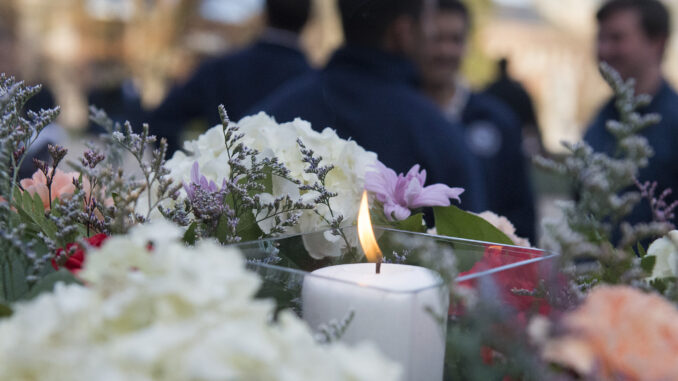 oldmain-candlelight_vigil-flame